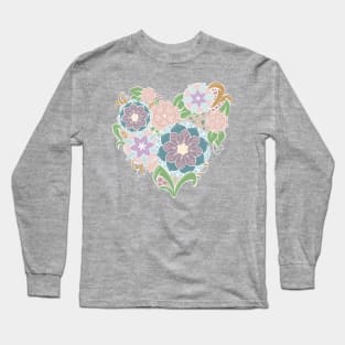 Zentangle Heart - color and white lines Long Sleeve T-Shirt